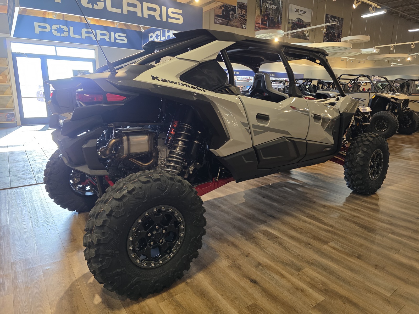 2026 Kawasaki TERYX5 H2 Deluxe eS UTV-HighPerf